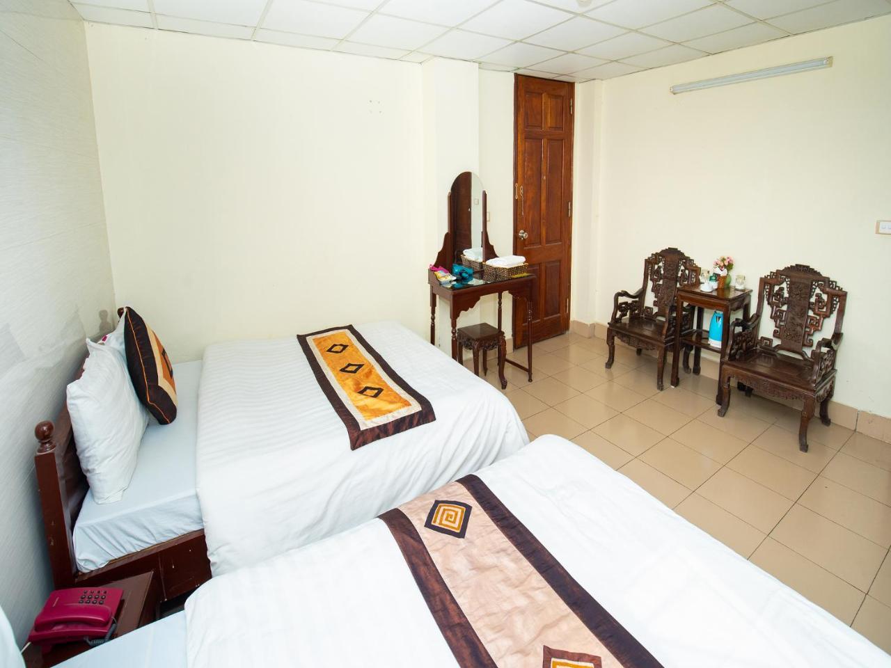 Ho Sen Xanh Hotel Hanói Exterior foto